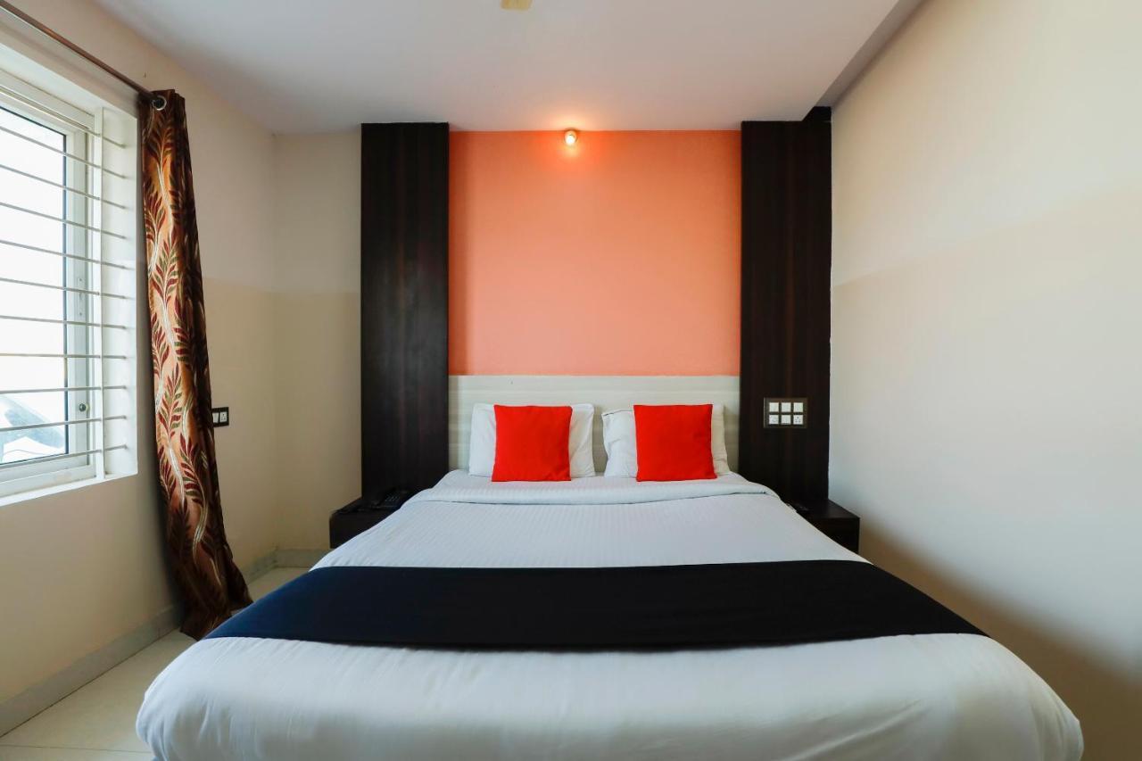 Capital O 70534 Habitat Suites And Rooms Bangalore Exterior photo